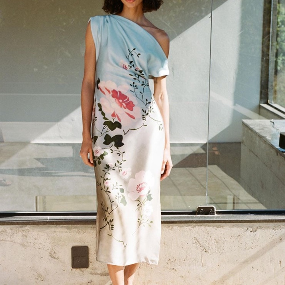 As seen on red carpet! Zara SATIN EFFECT ASYMMETRIC FLORAL MIDI / MAXI DRESS XS - Picture 2 of 3